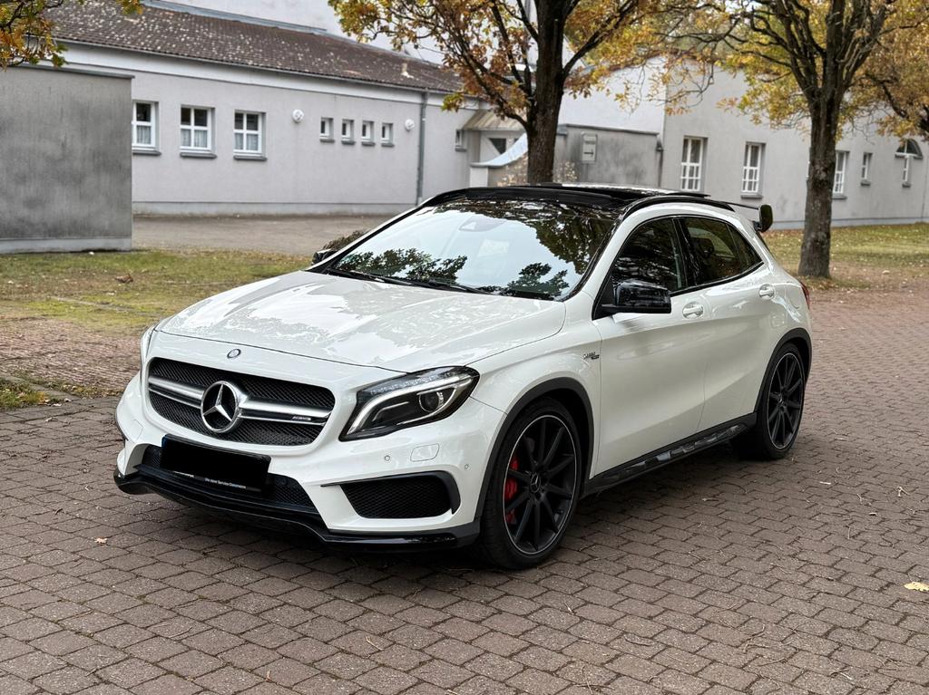Mercedes-Benz GLA 45 AMG