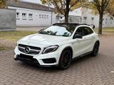 Mercedes-Benz GLA 45 AMG 4Matic Pano Keyless Kamera - Mercedes-Benz GLA 45 AMG aus 2016