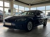 BMW 318dA  Touring/LED/NAVI/SHZ/PDC/TEL/ALU/1.HD - BMW 318 in Hagen