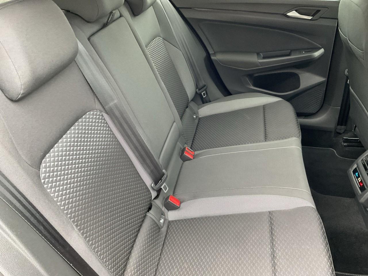 Volkswagen Golf VIII Active 2.0 TDI SCR, DSG, Navi, LED-Plu, миниатюра 11