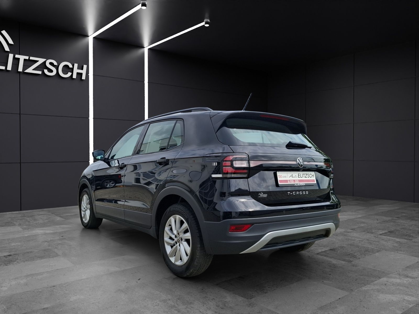Fahrzeugabbildung Volkswagen T-Cross TSI Life Navi Climatronic RFK SH LM