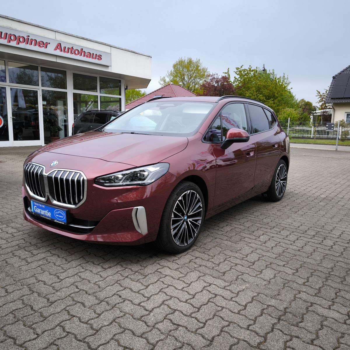 BMW 218 Active Tourer Luxury Line Automatik