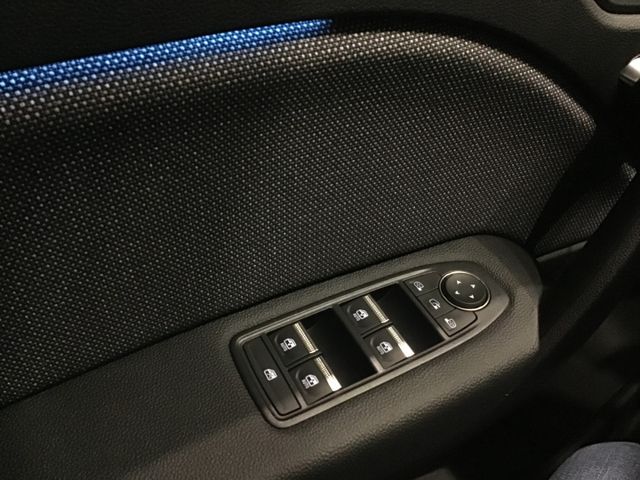 Fahrzeugabbildung Mitsubishi Grandis Intro Edition 1.8Hybrid ACC/Navi/360°Kam