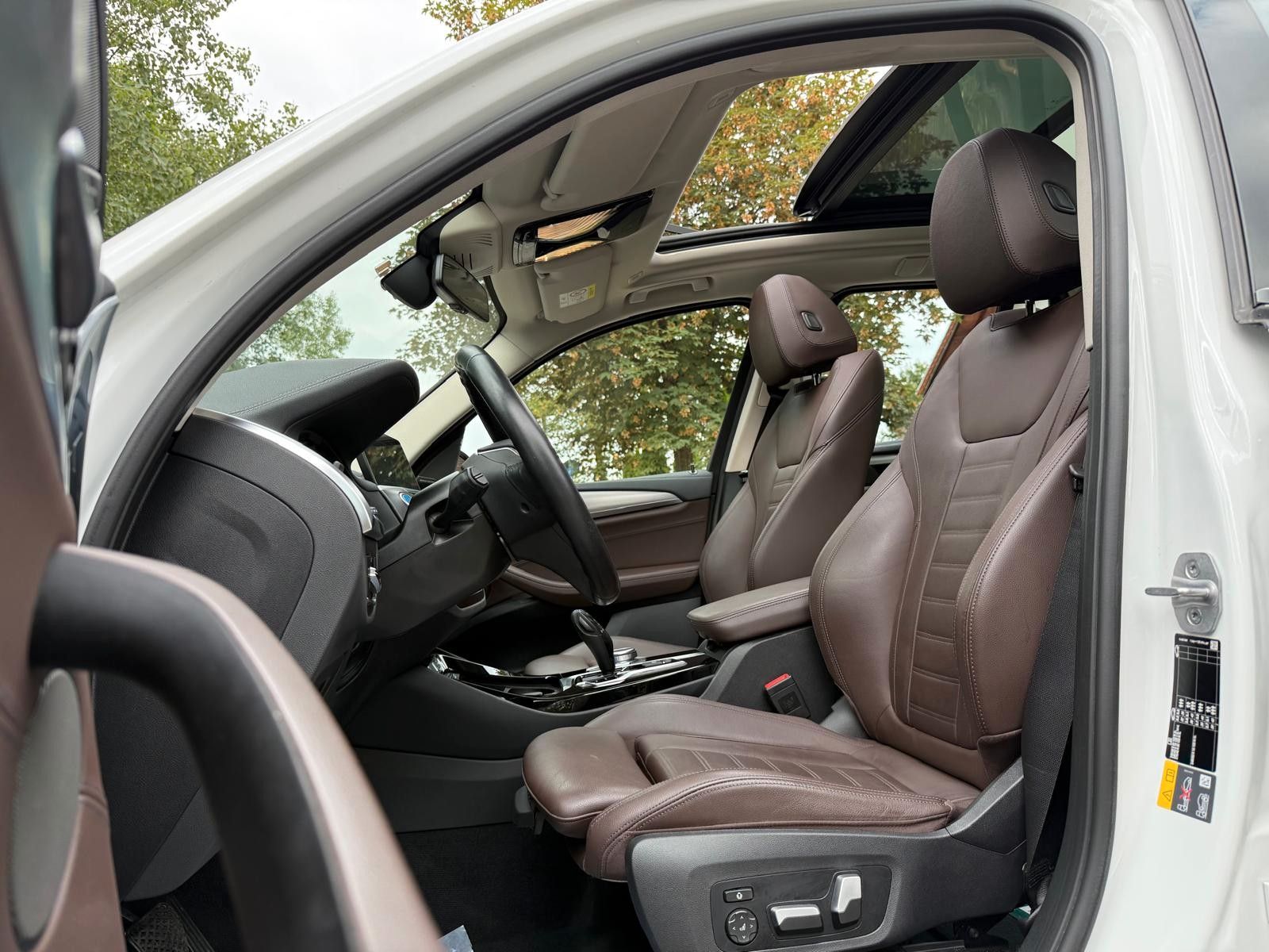 BMW iX3 Impressive / Panorama / 306 Grad / LED / 20" foto 7