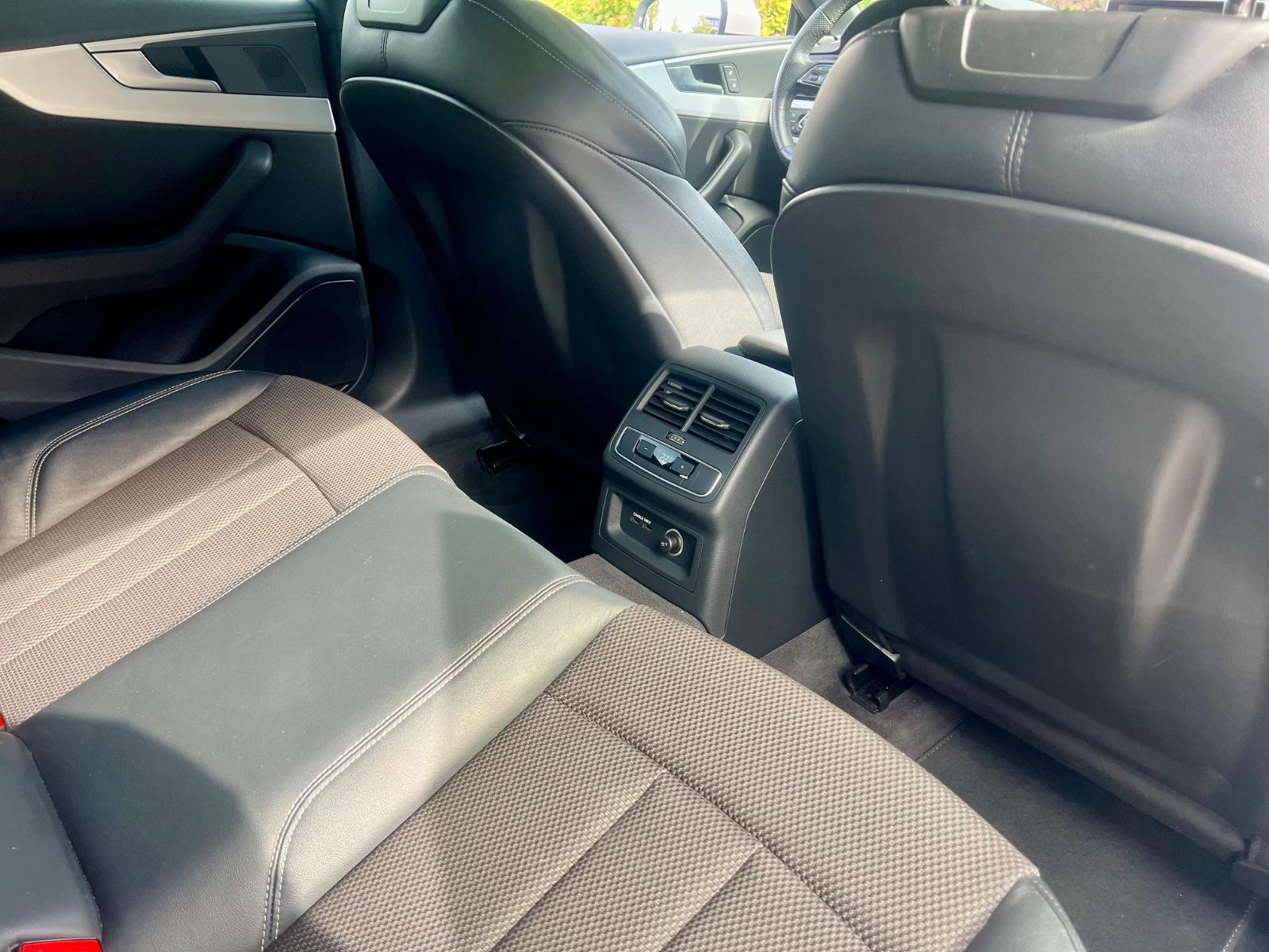 Audi A5 Sportback 40TFSI S-Line /Digit.Cockpit/Scheck