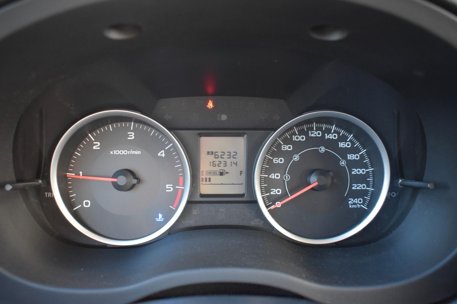 Subaru XV 2013 — photo 7