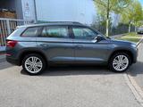 Skoda Kodiaq Active*1Hand*Navi*SHZ*8Fachbereift - Skoda Kodiaq: Active