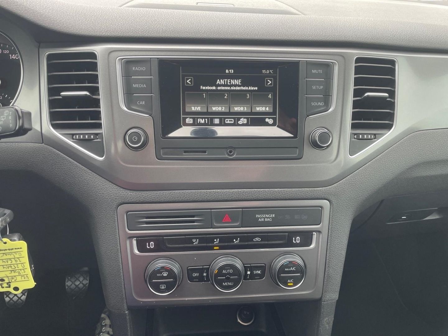 Fahrzeugabbildung Volkswagen Golf Sportsvan 1.2 TSI Trendline Allwetterreifen