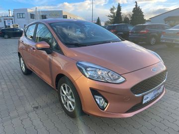 Fahrzeugabbildung Ford Fiesta Cool & Connect SHZ, PDC, Spurhalteass.