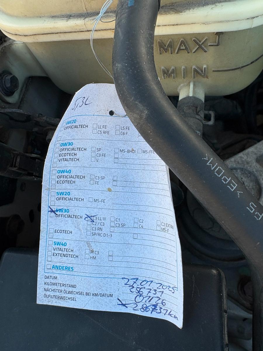 Hyundai i30 2010 — photo 14