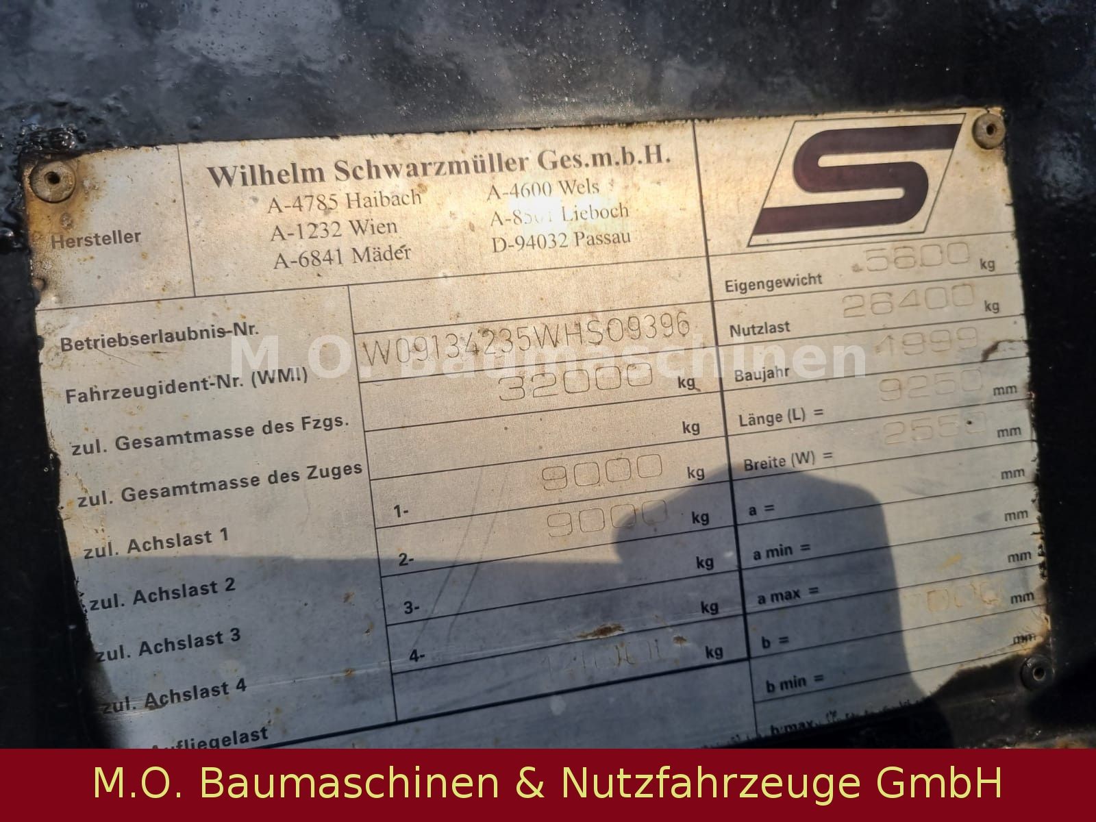 Fahrzeugabbildung Schwarzmüller HKS 32 / 32 t / 5,6 t / Stahlkippermulde / 23 m³