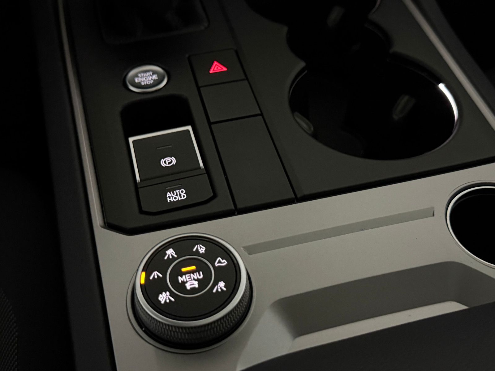 Fahrzeugabbildung Volkswagen Touareg 3.0 TDI 4Motion/KAMERA/ACC/AHK/LED