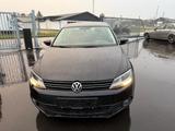 Volkswagen Jetta VI Comfortline BMT 1.6 TDI DSG - Volkswagen Jetta aus 2011: TDI