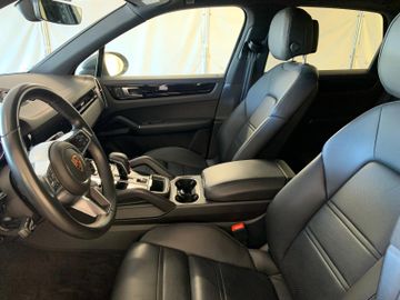 Porsche Cayenne - 11