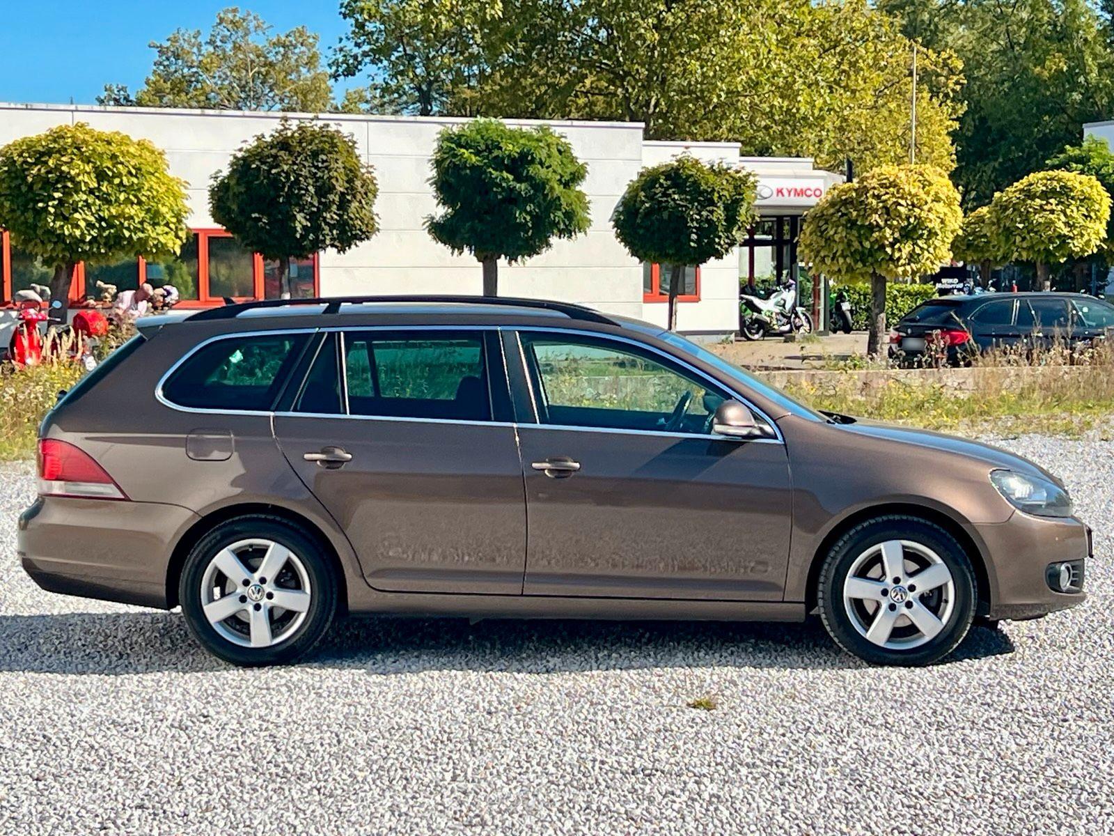 Volkswagen Golf 2011 — photo 12