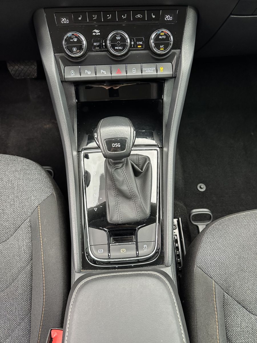 Fahrzeugabbildung SKODA Kodiaq 2.0 TDI DSG Clever NAV+LED+AHK+KAMERA+ACC