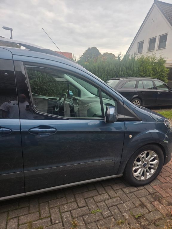 Image of Ford Transit Courier