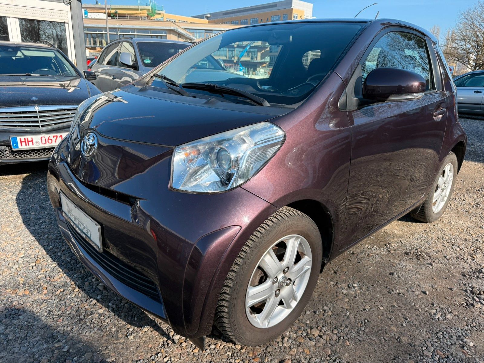Fahrzeugabbildung Toyota IQ 1,0
