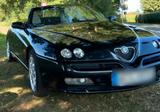 Alfa Romeo Spider 3.0 l, V6 24 V - Alfa Romeo Spider mit Benzin-Antrieb: Cabrio, 3.2