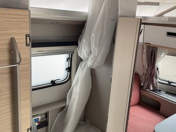 HYMER  ERIBA  HYMERCAR Touring 530 Tango Red