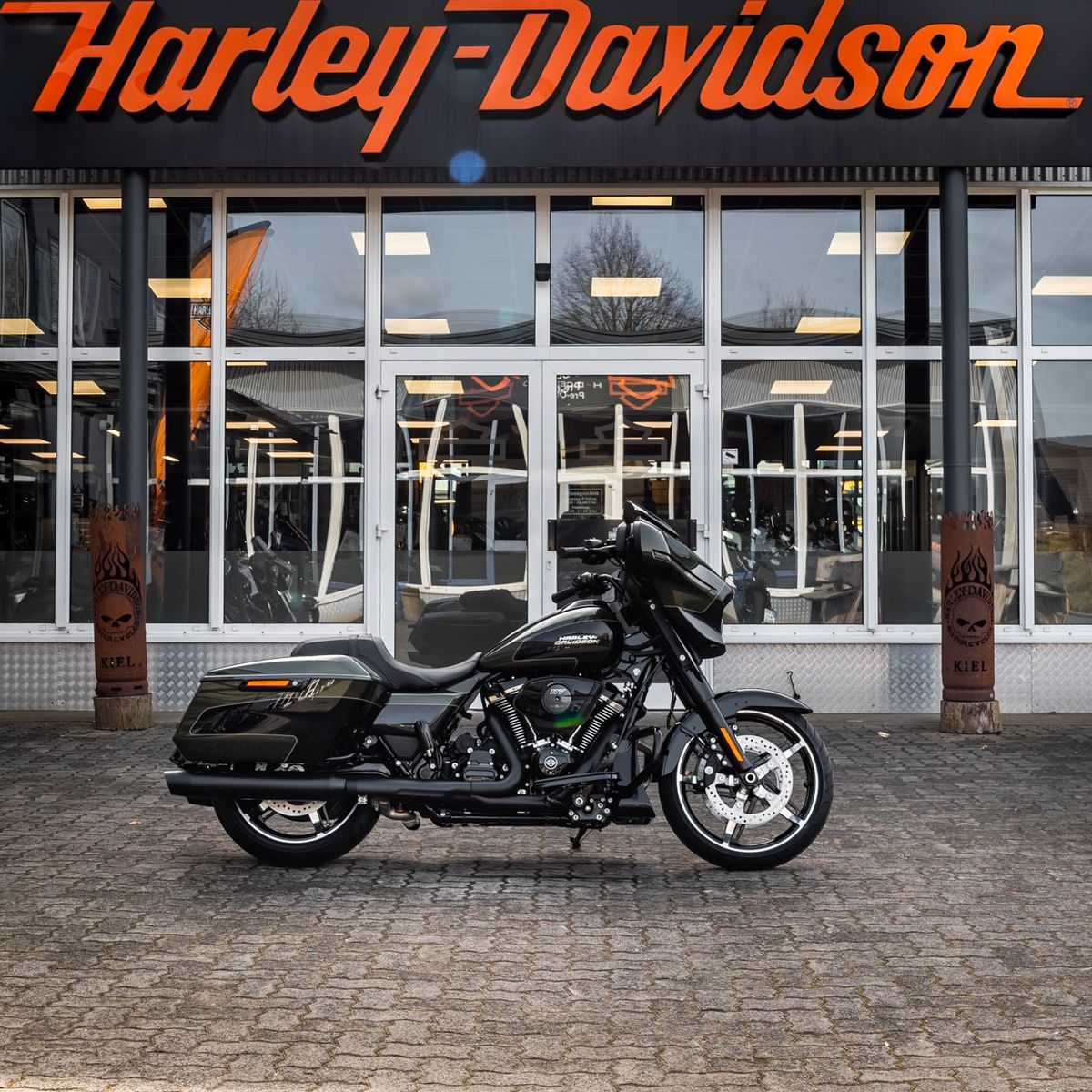 Fahrzeugabbildung Harley-Davidson Street Glide FLHX MY26 117 CUI