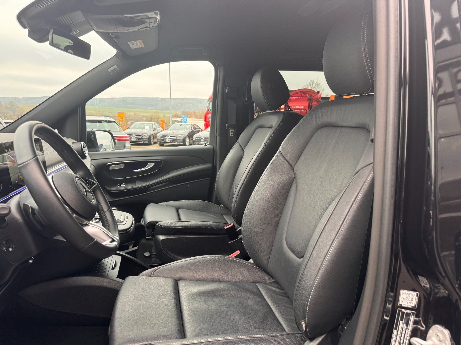 Fahrzeugabbildung Mercedes-Benz V 300 d AVA DISTRONIC AHK Standheiz Sound