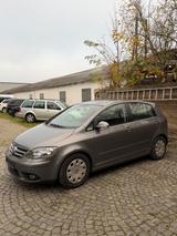 Volkswagen Golf Plus V Comfortline 1.Hand/Automatik - gebrauchte VW Golf aus dem Jahr 2006