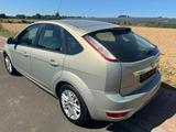 Ford Focus 2.0 Lim. Ghia Automatik+Klima - Ford: Ghia