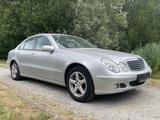 Mercedes-Benz E-Klasse E200 Kompressor Tüv=08/26! Automatik VB - Mercedes-Benz E 200 aus 2005: Kompressor