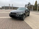BMW X6  M Packet xDrive50i -V8 Harman Kardon SoftCl - BMW X6 in Berlin