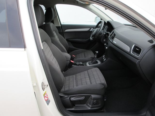 Q3 2.0 TFSI 170 PS quattro XENON/ALU/GRA/APS/SHZ