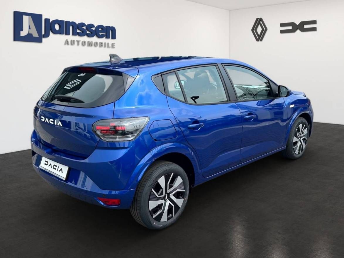 Fahrzeugabbildung Dacia Sandero Expression TCe 100