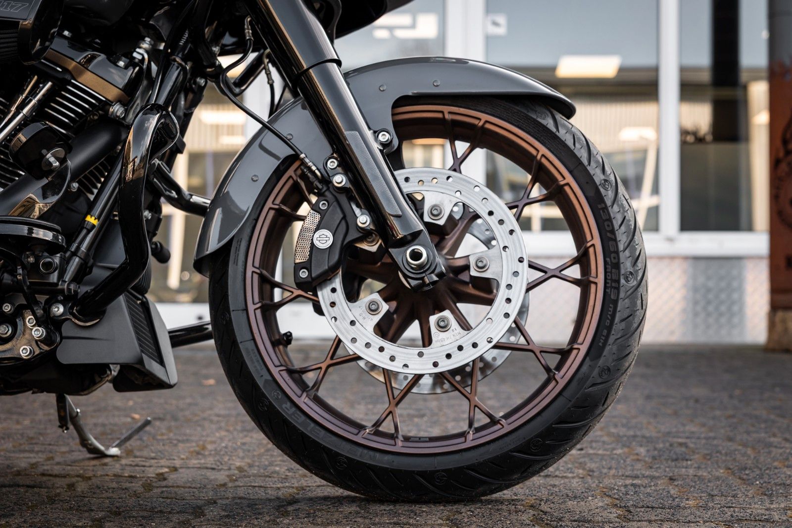 Fahrzeugabbildung Harley-Davidson FLTRXST Road Glide ST - Kesstech -