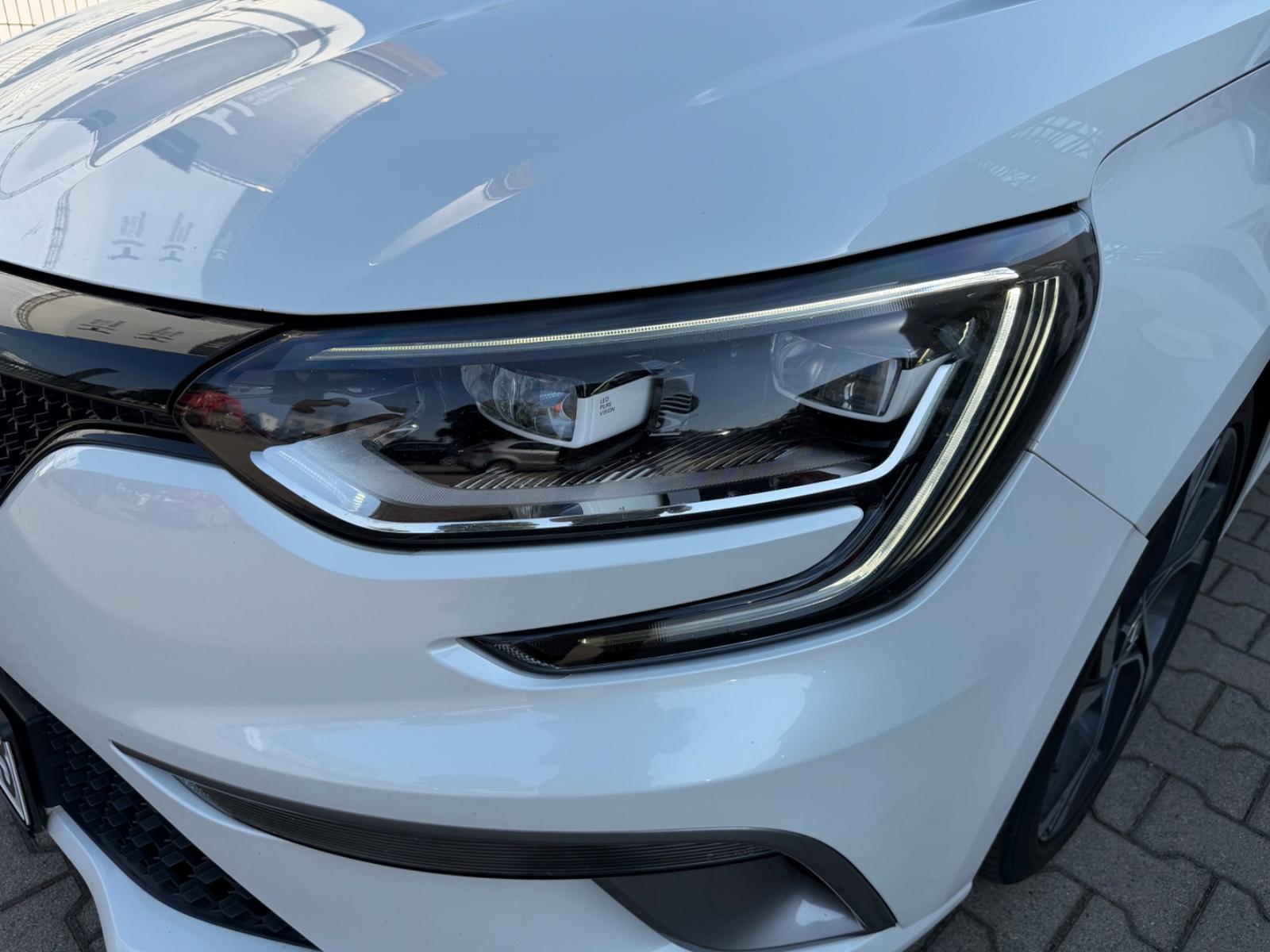 Renault Megane IV Lim. 5-trg.GT * Automatik * Scheckheft
