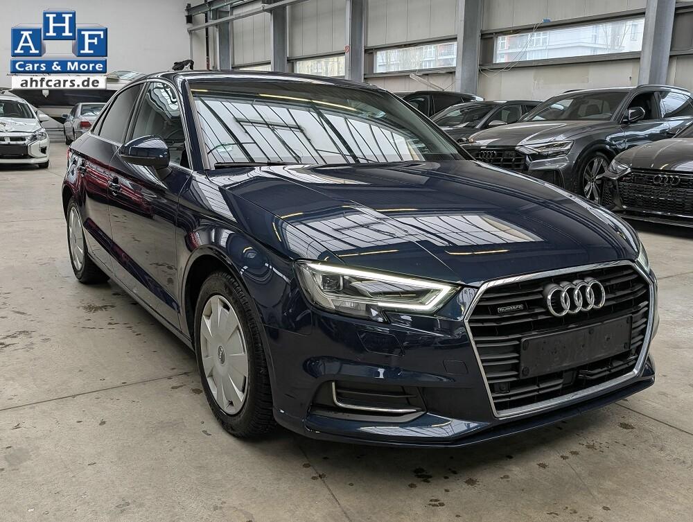 Audi A3 2.0 TFSI quattro design LED R-KAM NAVI LEDER