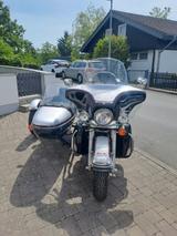Harley-Davidson E-Glide UltraClassic und Custombike - HARLEY-DAVIDSON GESPANN