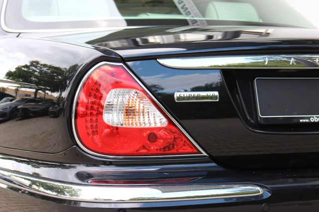 Jaguar XJ V8 Super/ 2. HAND/ DE/ SCHIEBEDACH/ SITZHZG.