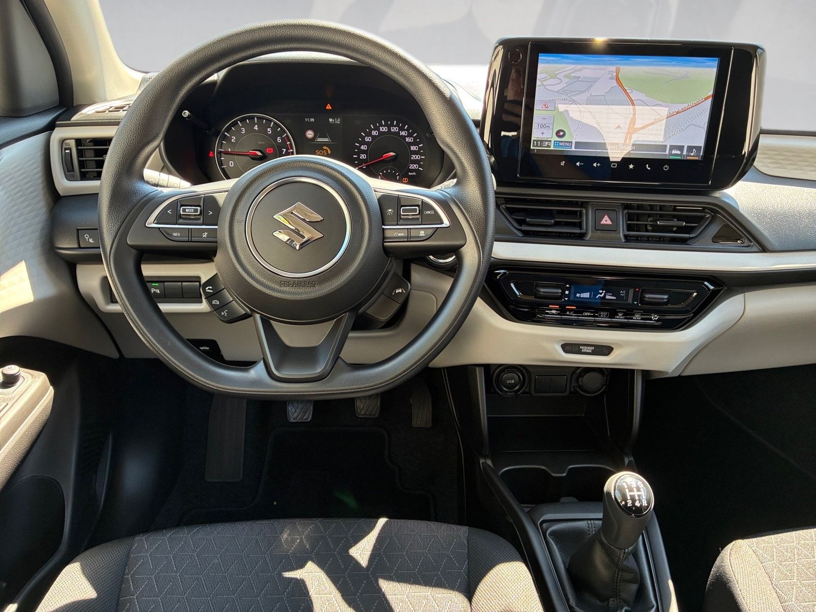 Fahrzeugabbildung Suzuki Swift 1.2 Club LED,Navi,ACC,Klima,Kamera