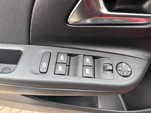 Corsa F Elegance 1.2 Turbo NAVI KLIMA CAM PDC VO