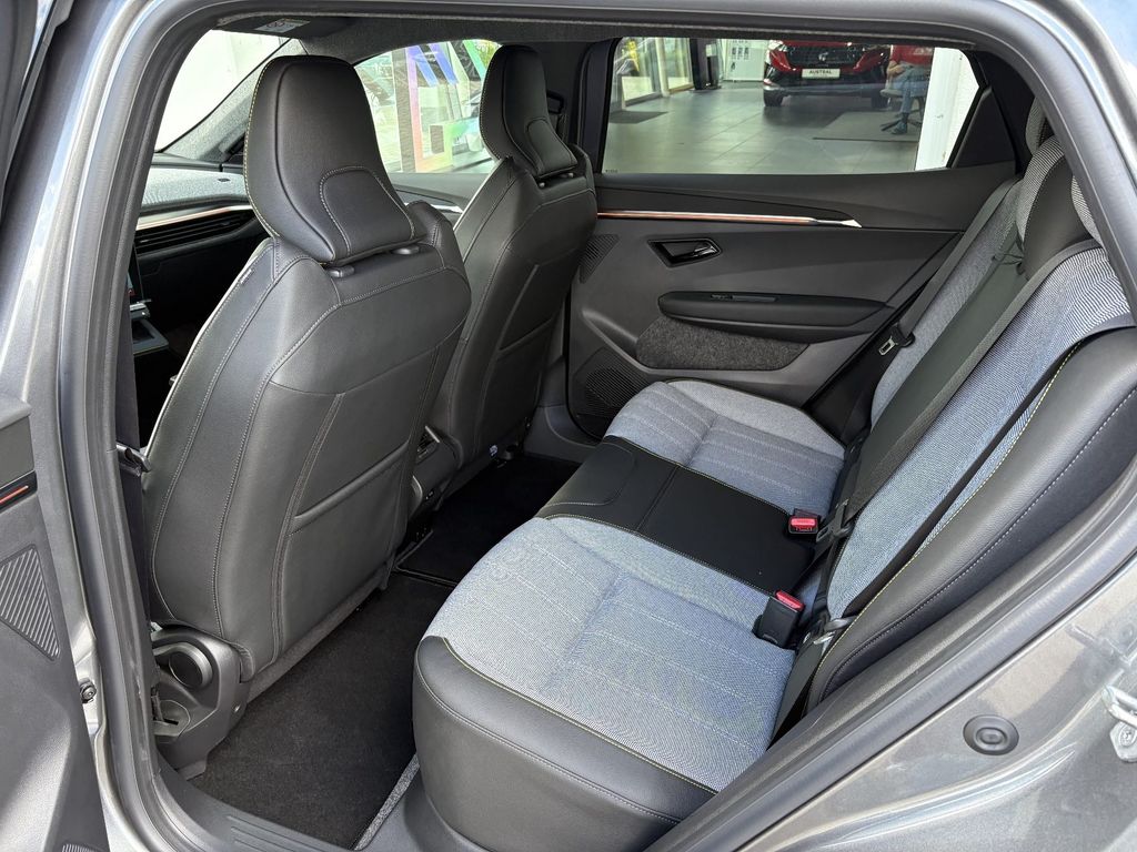 RENAULT Scenic E-TECH - Bild 10
