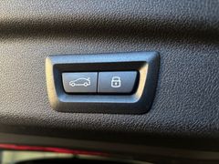 Fahrzeugabbildung BMW 218i Active Tourer M Sport -- AHK/HeadUp/Innovat