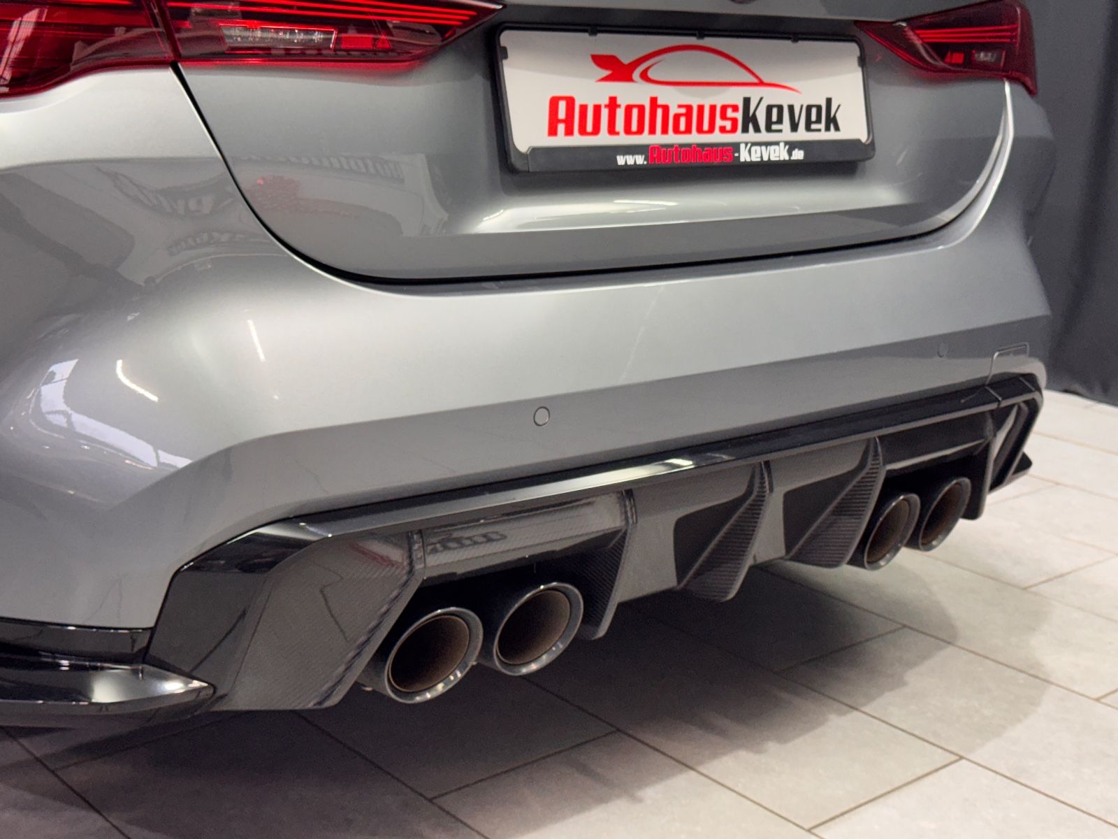 Fahrzeugabbildung BMW M4 Cabrio M xDrive Competition|CARBON-PAKET|ACC|