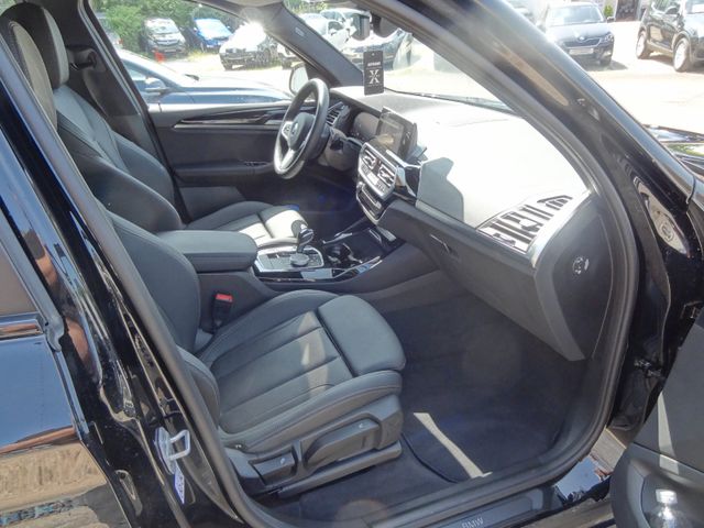 Fahrzeugabbildung BMW X3 xDrive 20d/Virtual/1.Hd/Kamera/Leder/Navi/