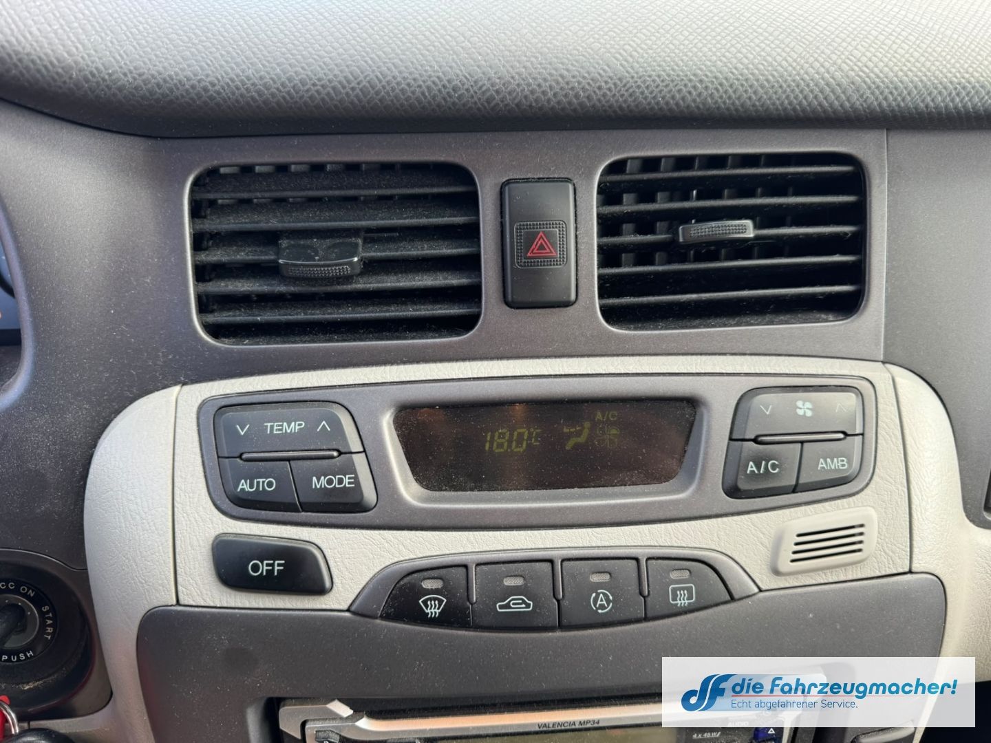Fahrzeugabbildung Hyundai Trajet 2.0 GLS Team 06 *TÜV 07/27* Klima el.SP S