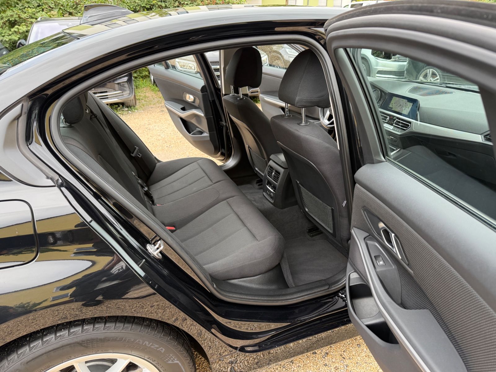 BMW 320d Lim Advantage Navi LED 1.Hand Sitzheizung foto 16
