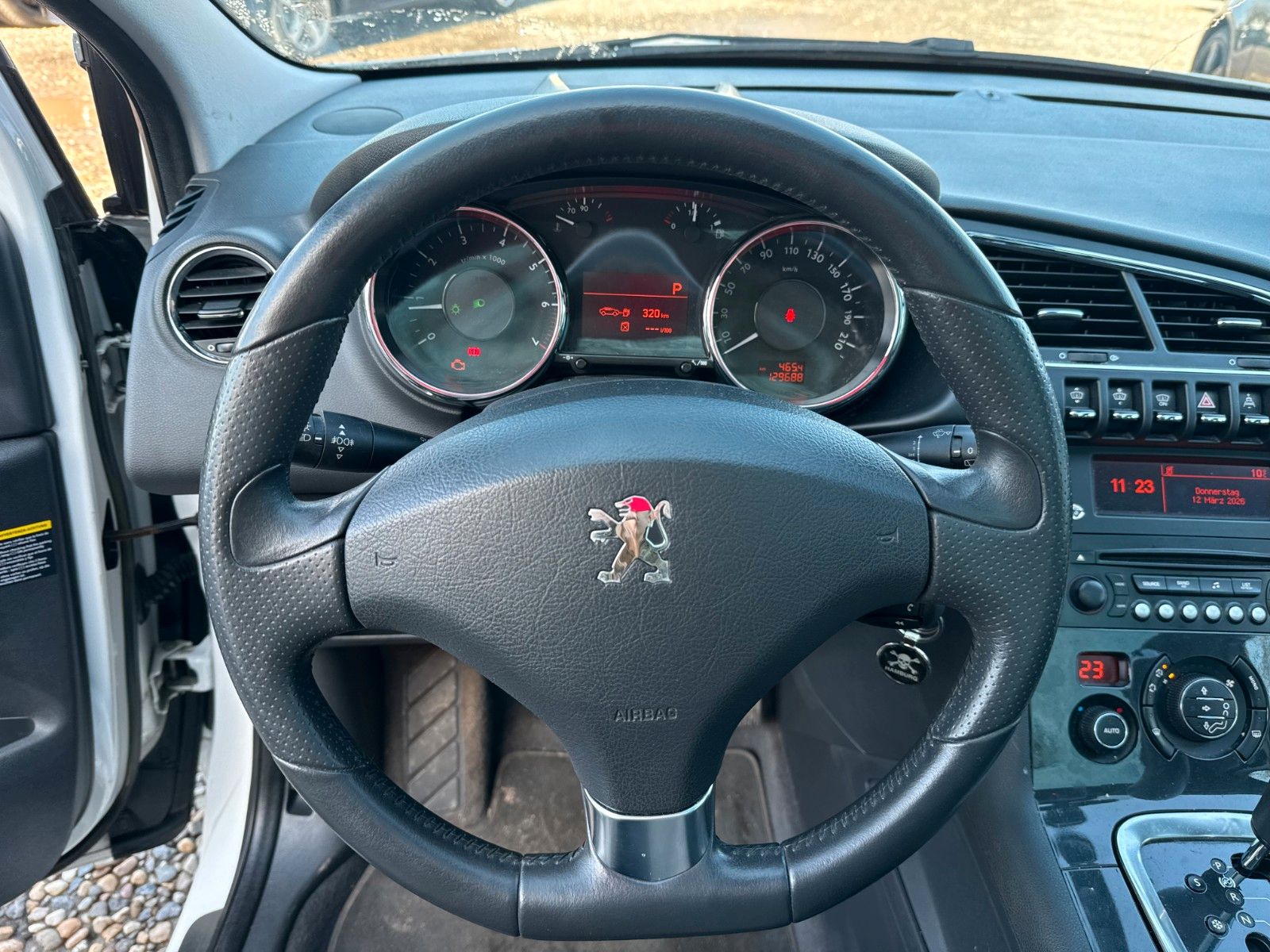 Fahrzeugabbildung Peugeot 3008 Allure --Motorschaden--