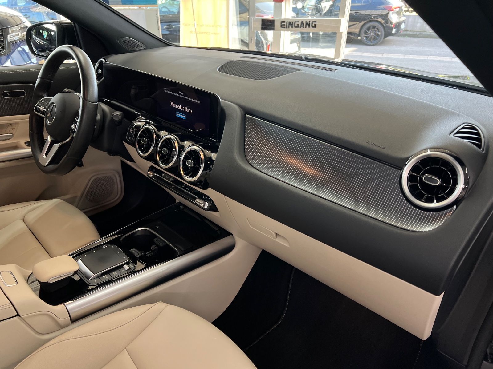 Mercedes-Benz GLA 180d Progressive Business+High End+Park Pak. foto 17