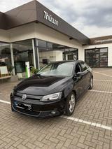 Volkswagen Jetta 1.4 TSI Hybrid DSG BlueMotion Technology - Volkswagen Jetta: Dsg