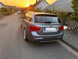 BMW 320d touring - M-Paket / H&K / Pano / Tempo - BMW 320 aus 2009: Kombi, 320d