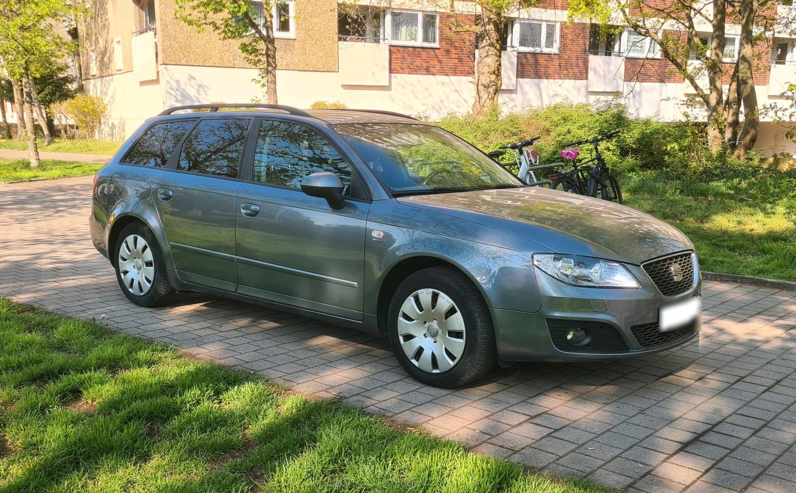 Seat Exeo 2012 — interior